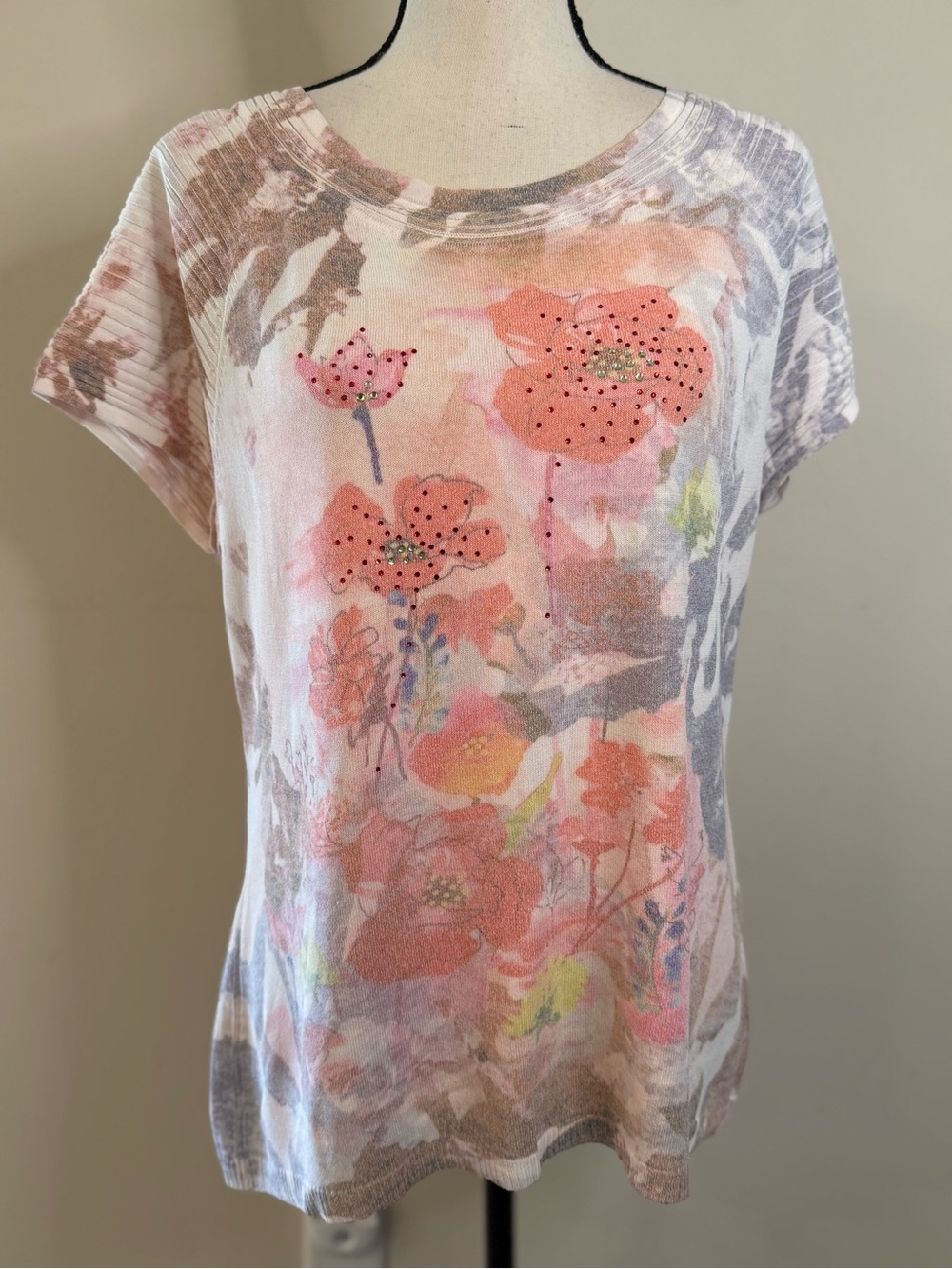 Alison Sheri sweater floral rhinestone soft pastel short sleeve M